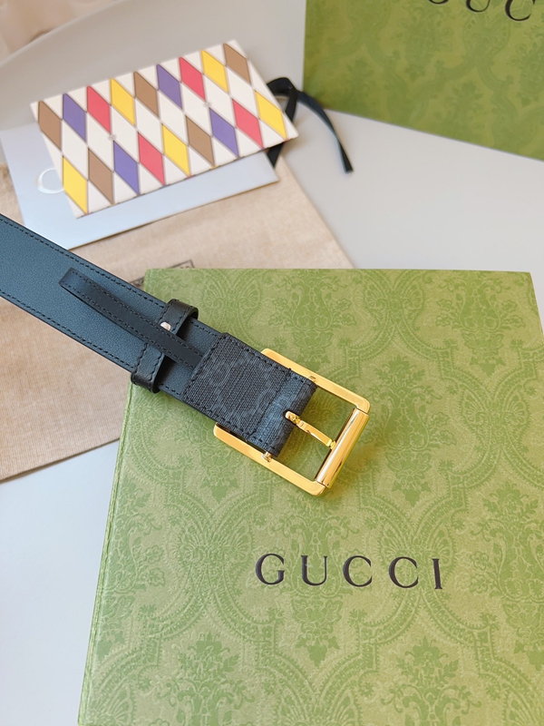 スーパーコピーグッチベルト側面デザイン